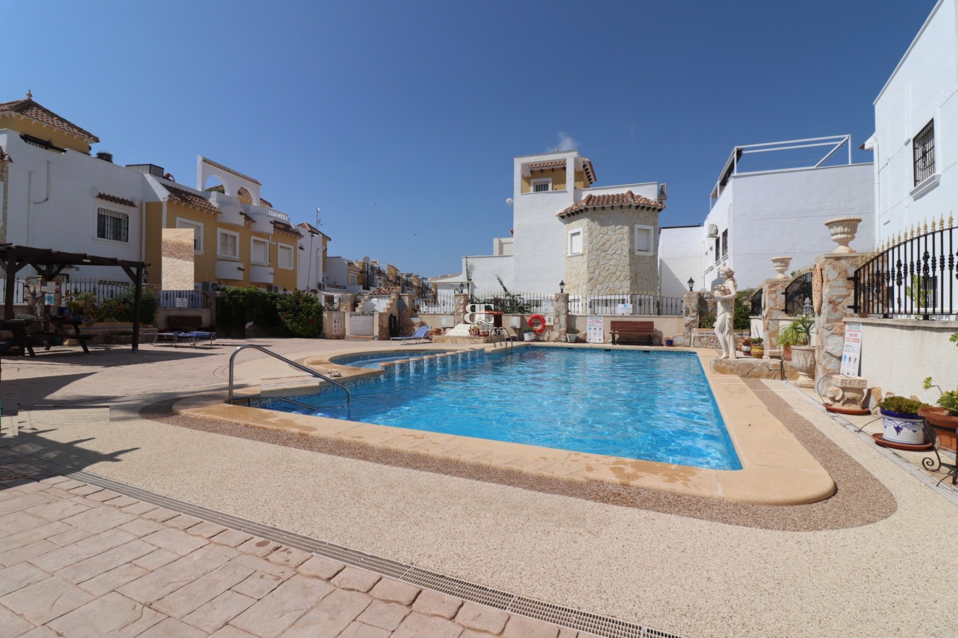 Resale - Townhouse -
Algorfa - Montemar