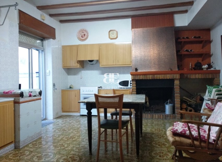 Resale - Townhouse -
Almudaina