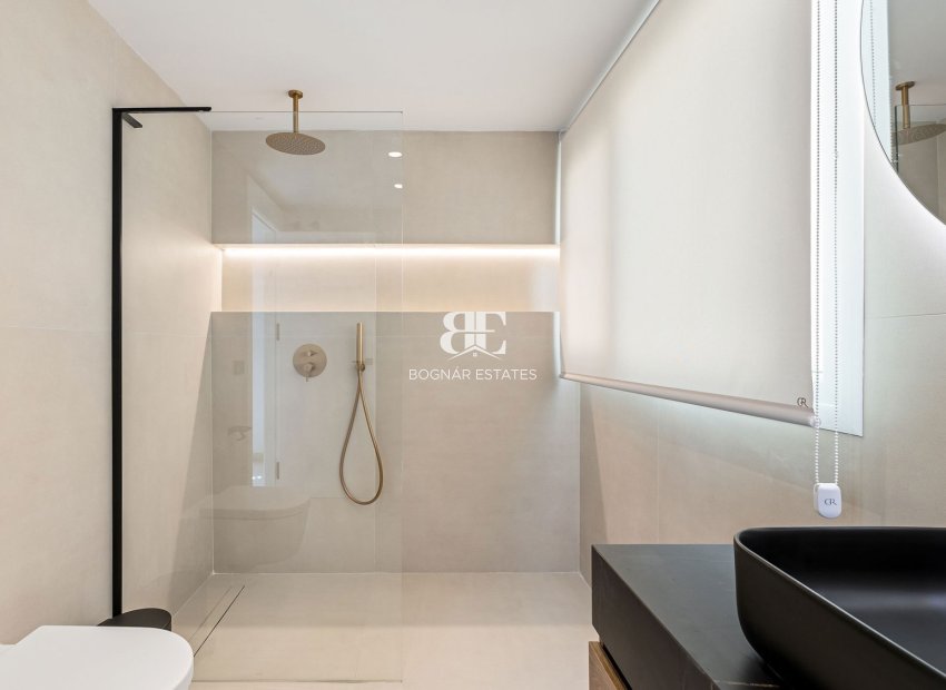 Resale - Townhouse -
Benahavis - La Quinta