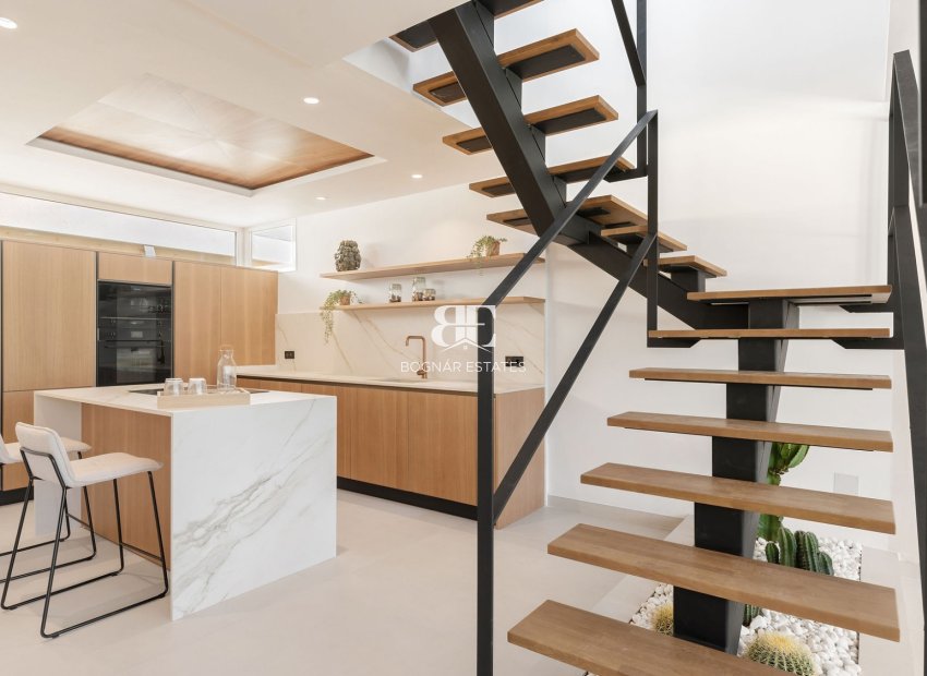 Resale - Townhouse -
Benahavis - La Quinta