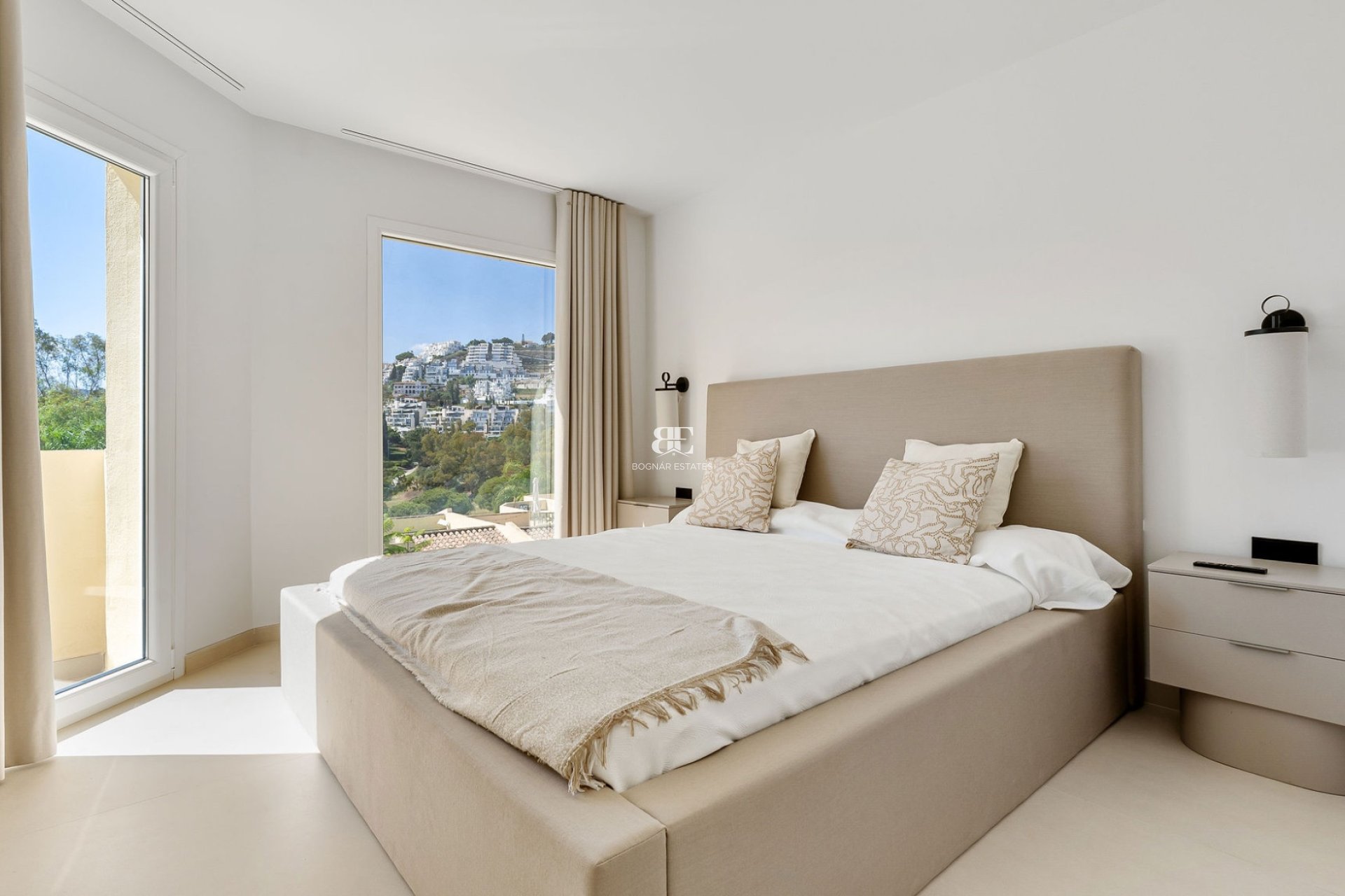 Resale - Townhouse -
Benahavis - La Quinta