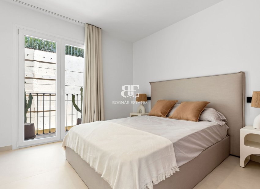 Resale - Townhouse -
Benahavis - La Quinta