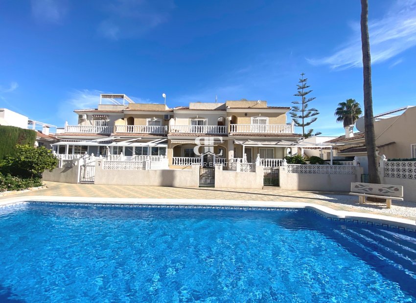Resale - Townhouse -
Benijofar - Monte Azul