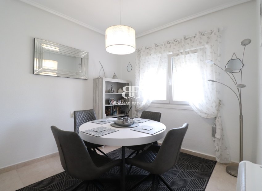 Resale - Townhouse -
Benijofar - Monte Azul