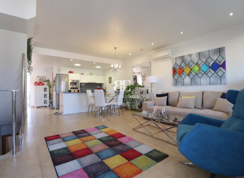 Resale - Townhouse -
Benijofar