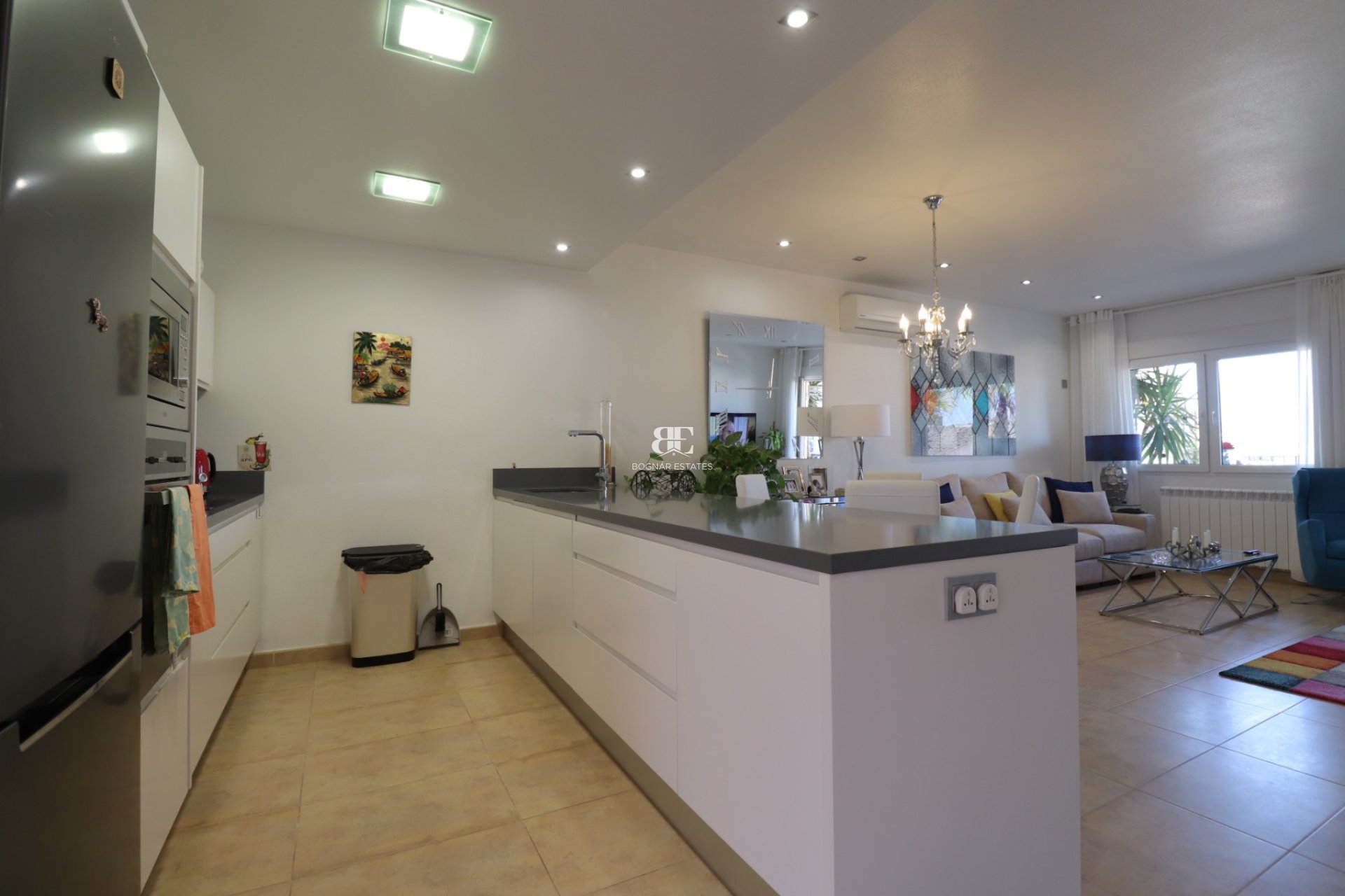 Resale - Townhouse -
Benijofar