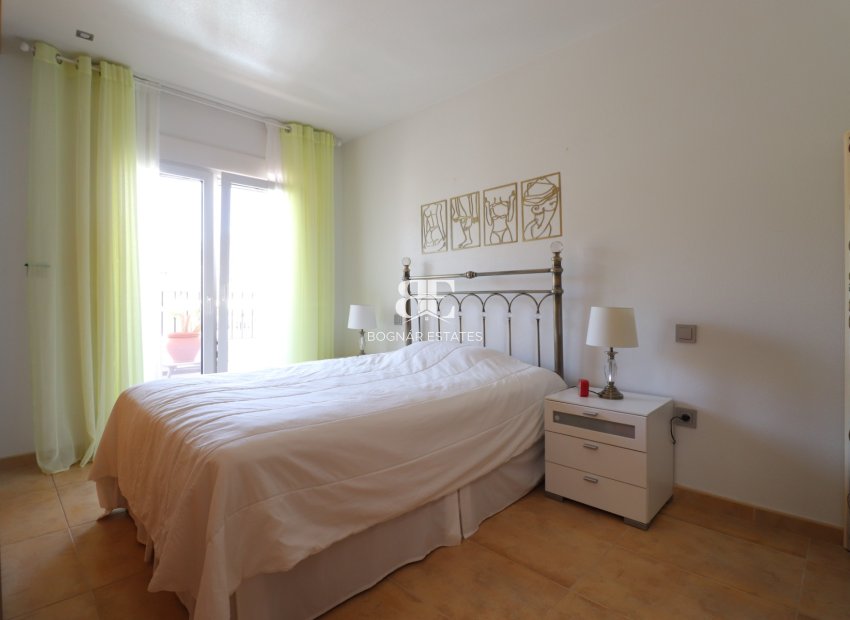 Resale - Townhouse -
Benijofar