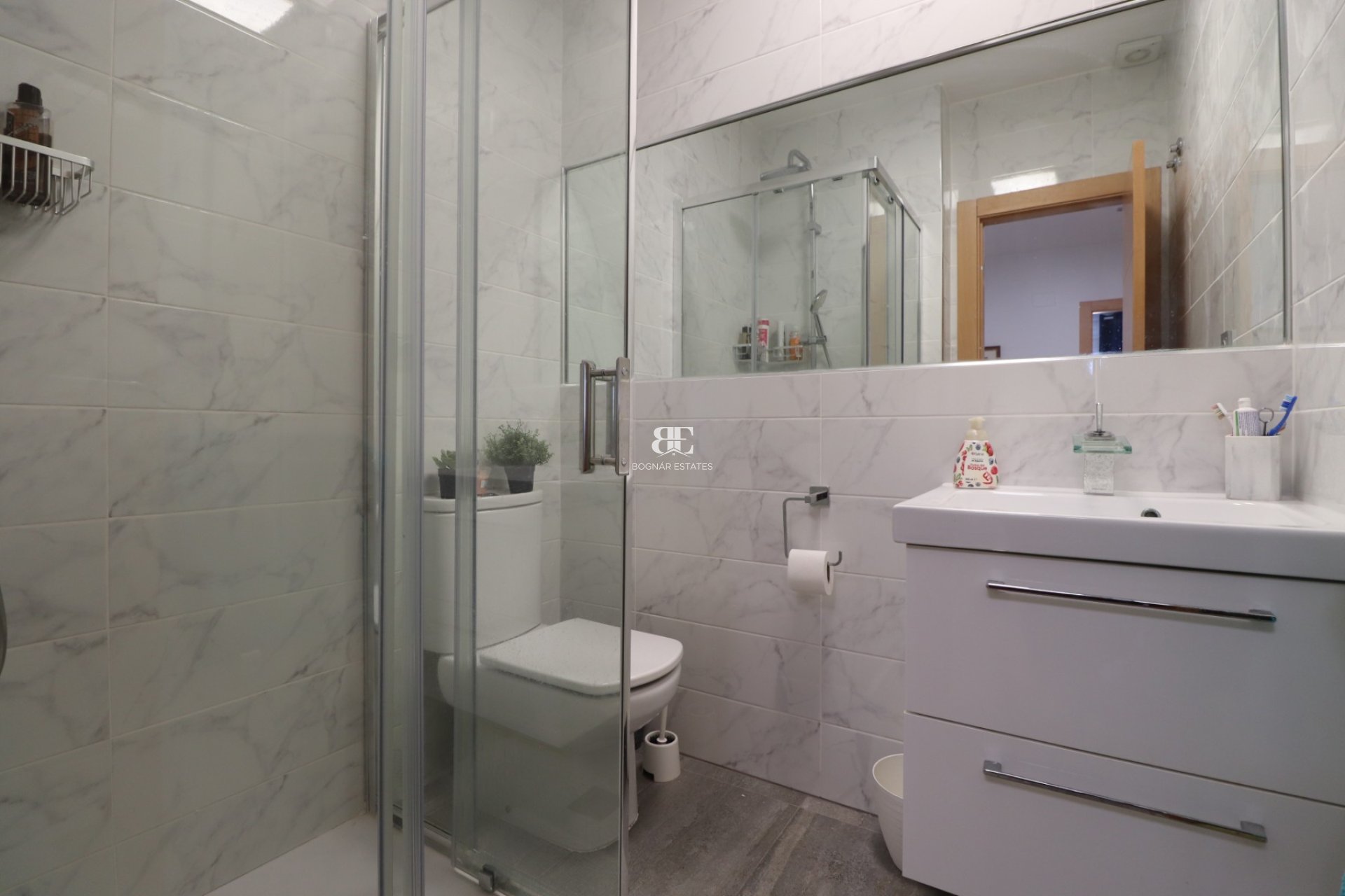 Resale - Townhouse -
Benijofar