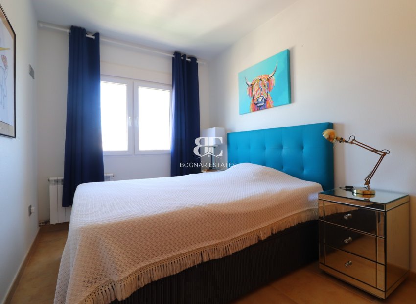 Resale - Townhouse -
Benijofar