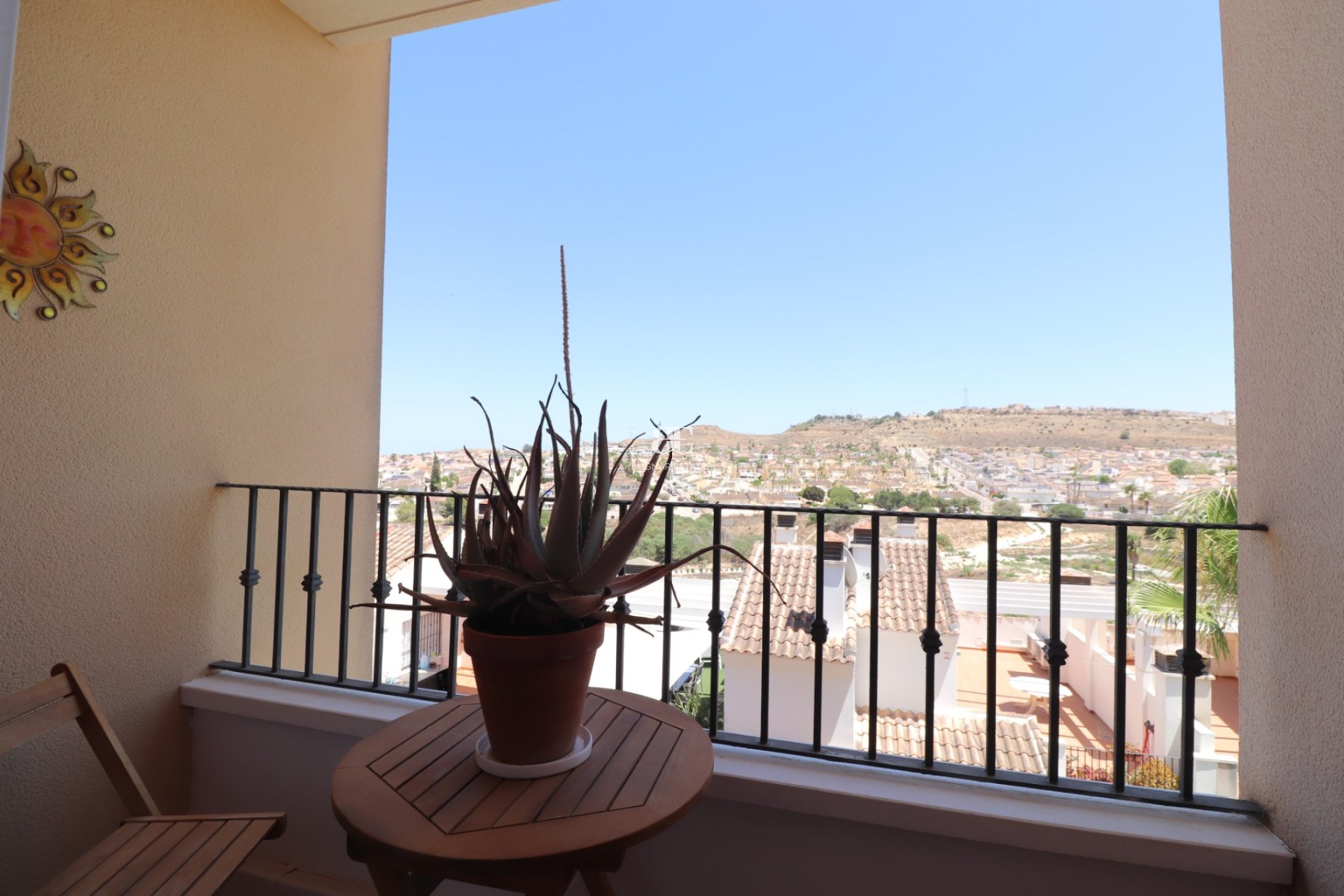 Resale - Townhouse -
Benijofar