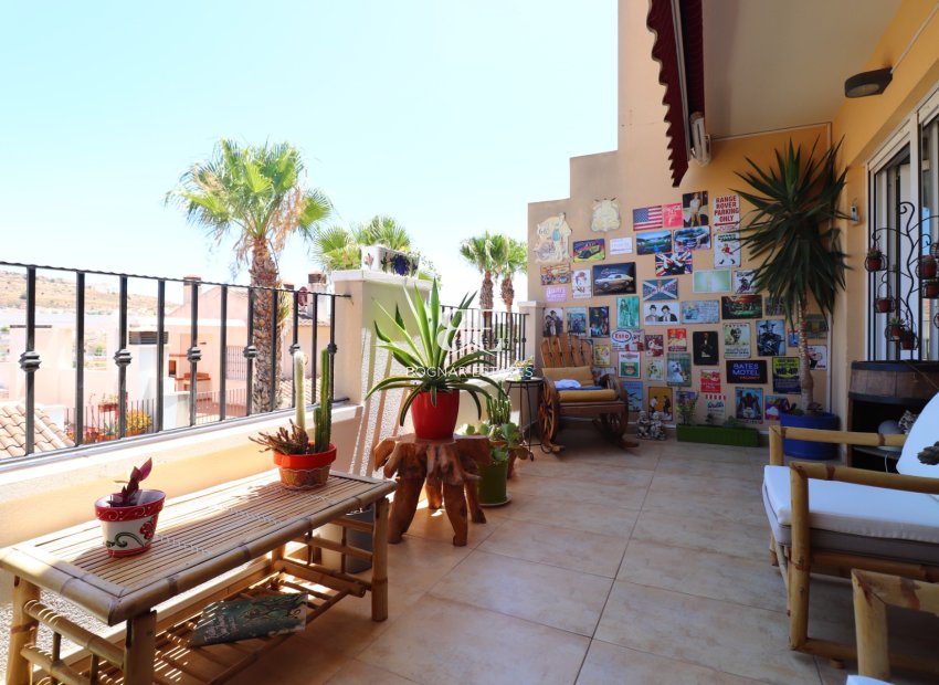 Resale - Townhouse -
Benijofar