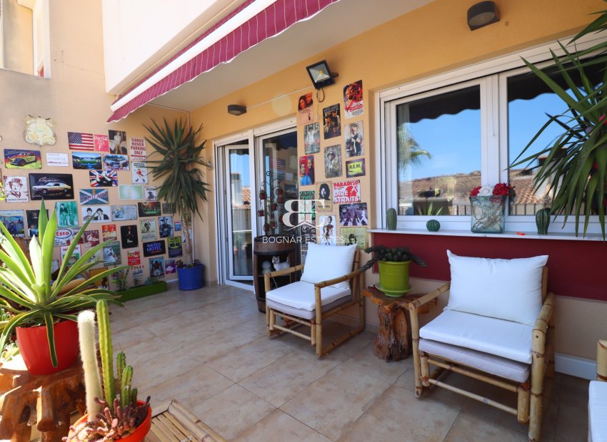 Resale - Townhouse -
Benijofar