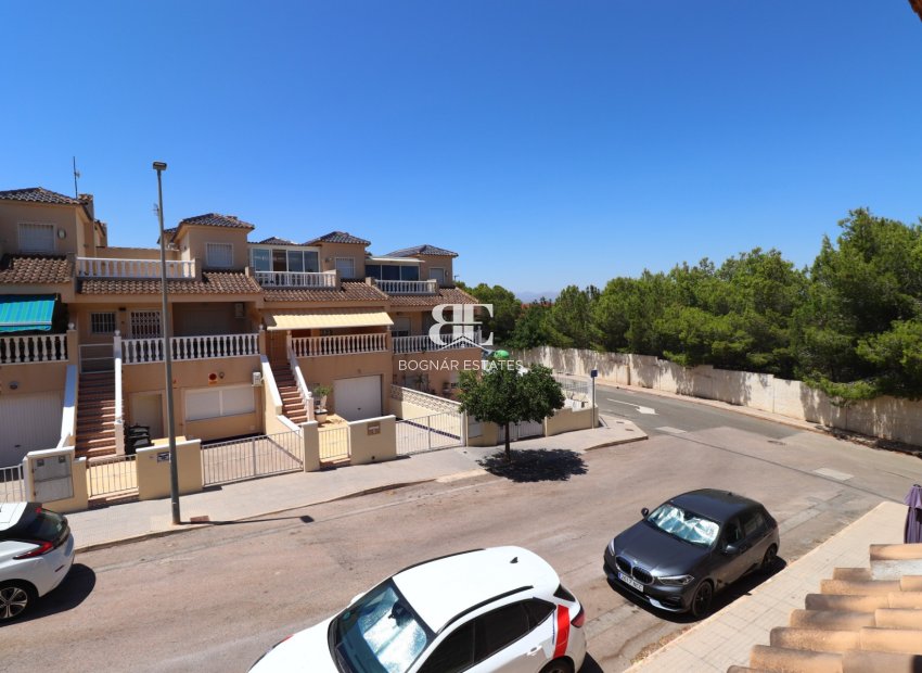 Resale - Townhouse -
Benijofar