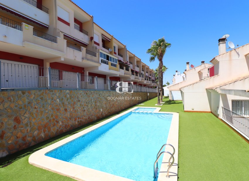 Resale - Townhouse -
Benijofar