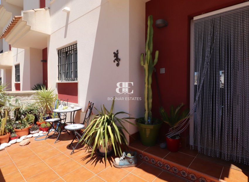 Resale - Townhouse -
Benijofar