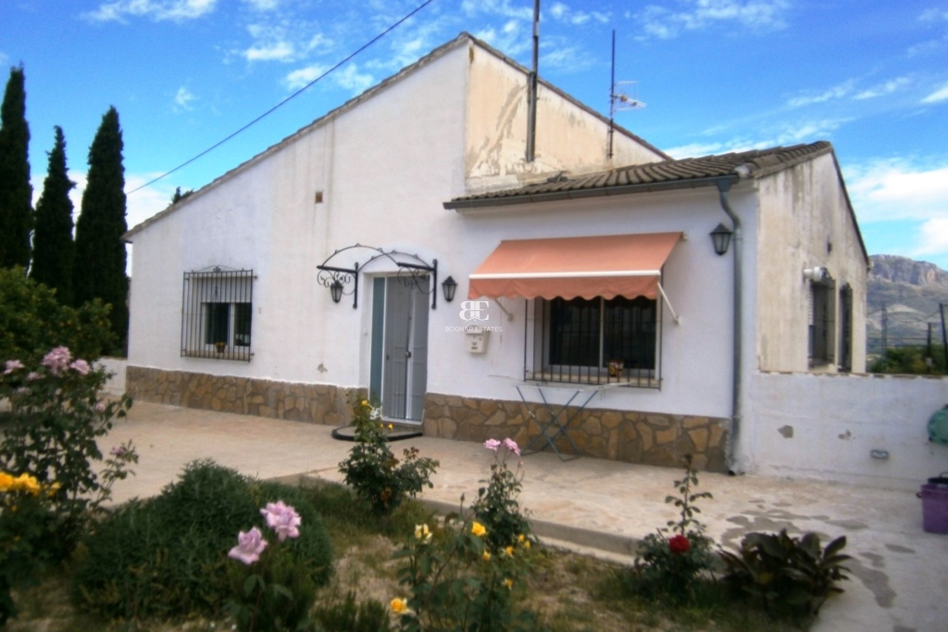 Resale - Townhouse -
Benimarfull