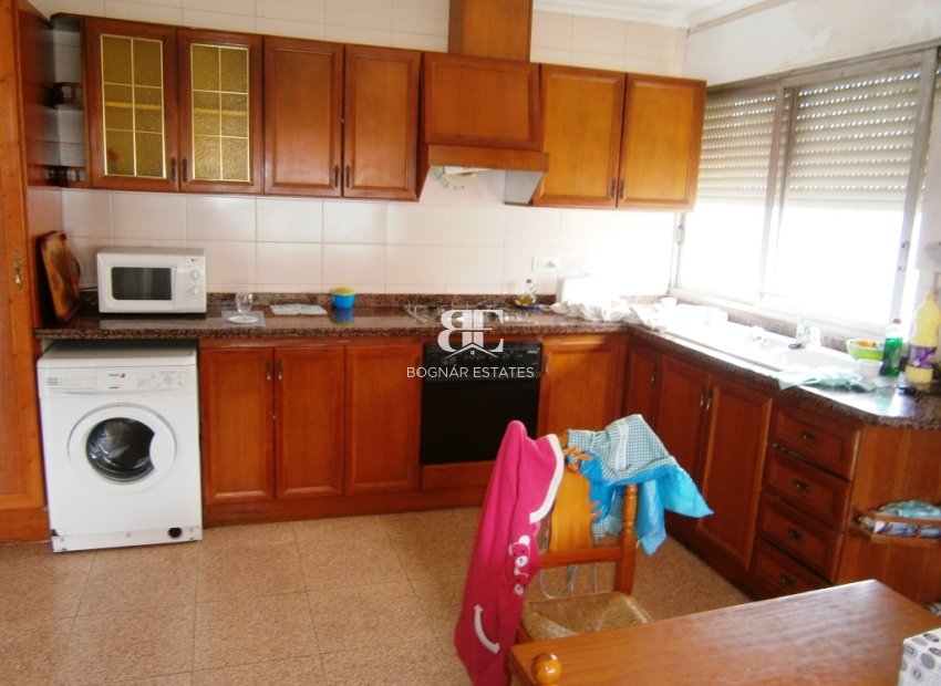 Resale - Townhouse -
Benimarfull