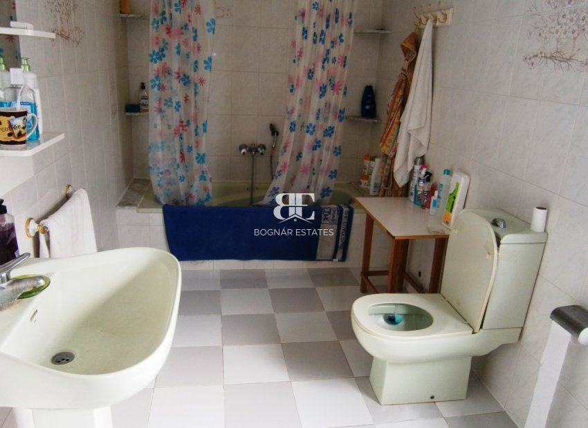 Resale - Townhouse -
Benimarfull