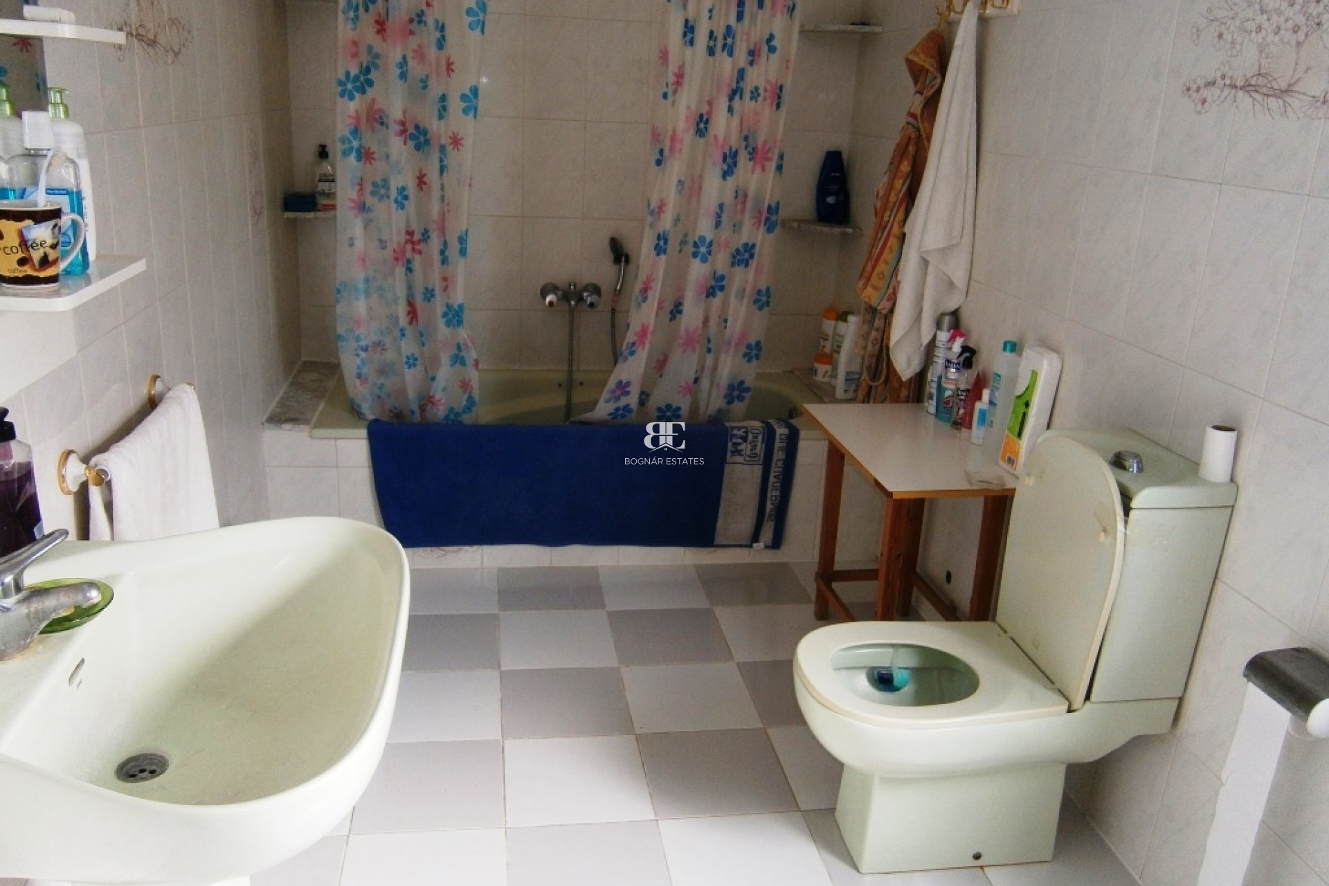 Resale - Townhouse -
Benimarfull