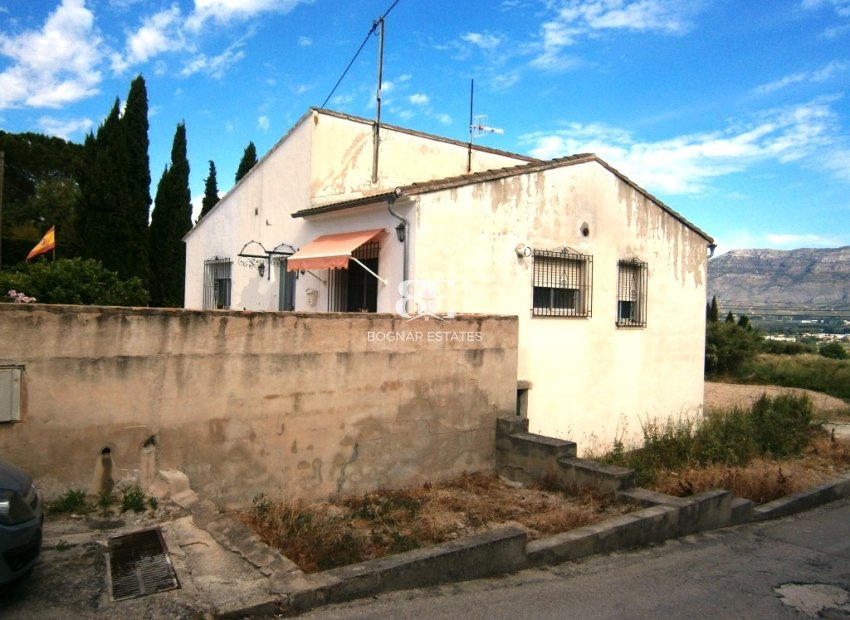 Resale - Townhouse -
Benimarfull