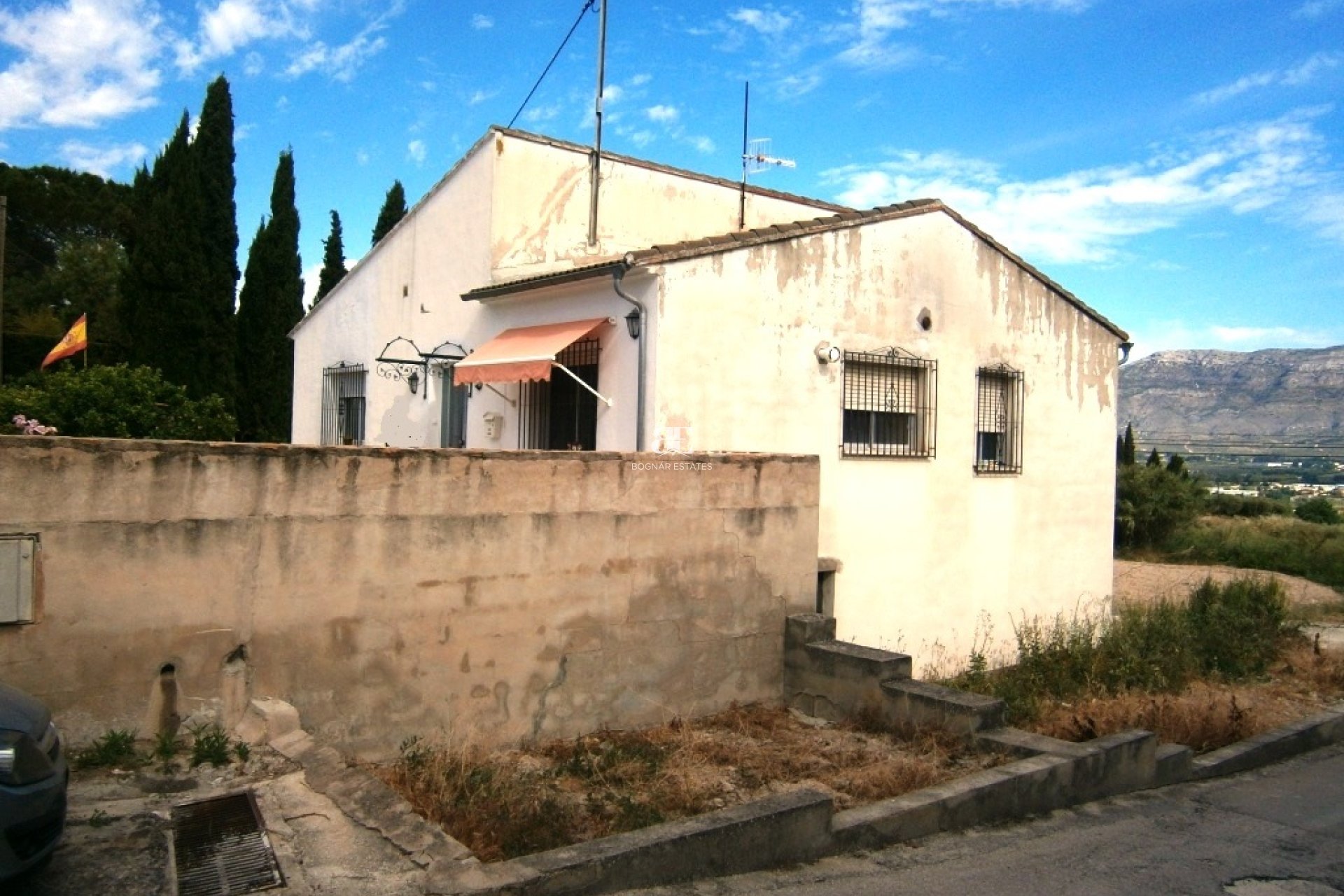 Resale - Townhouse -
Benimarfull