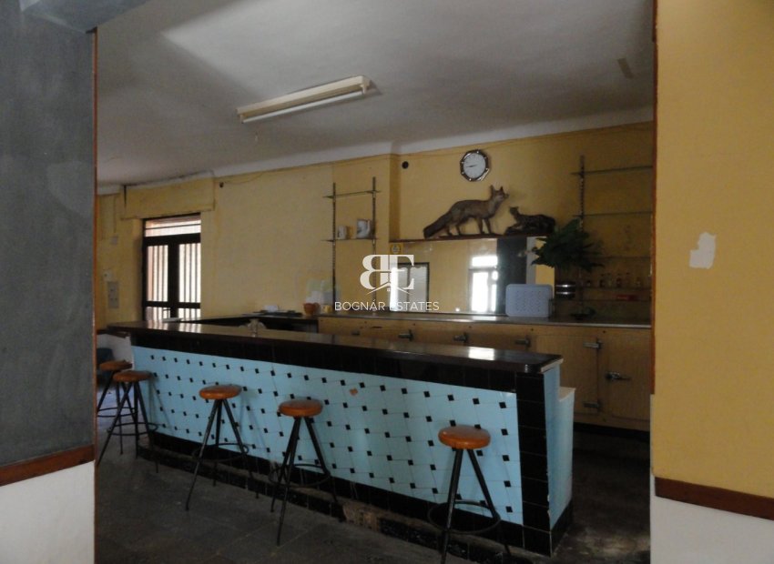 Resale - Townhouse -
Bolulla - Center