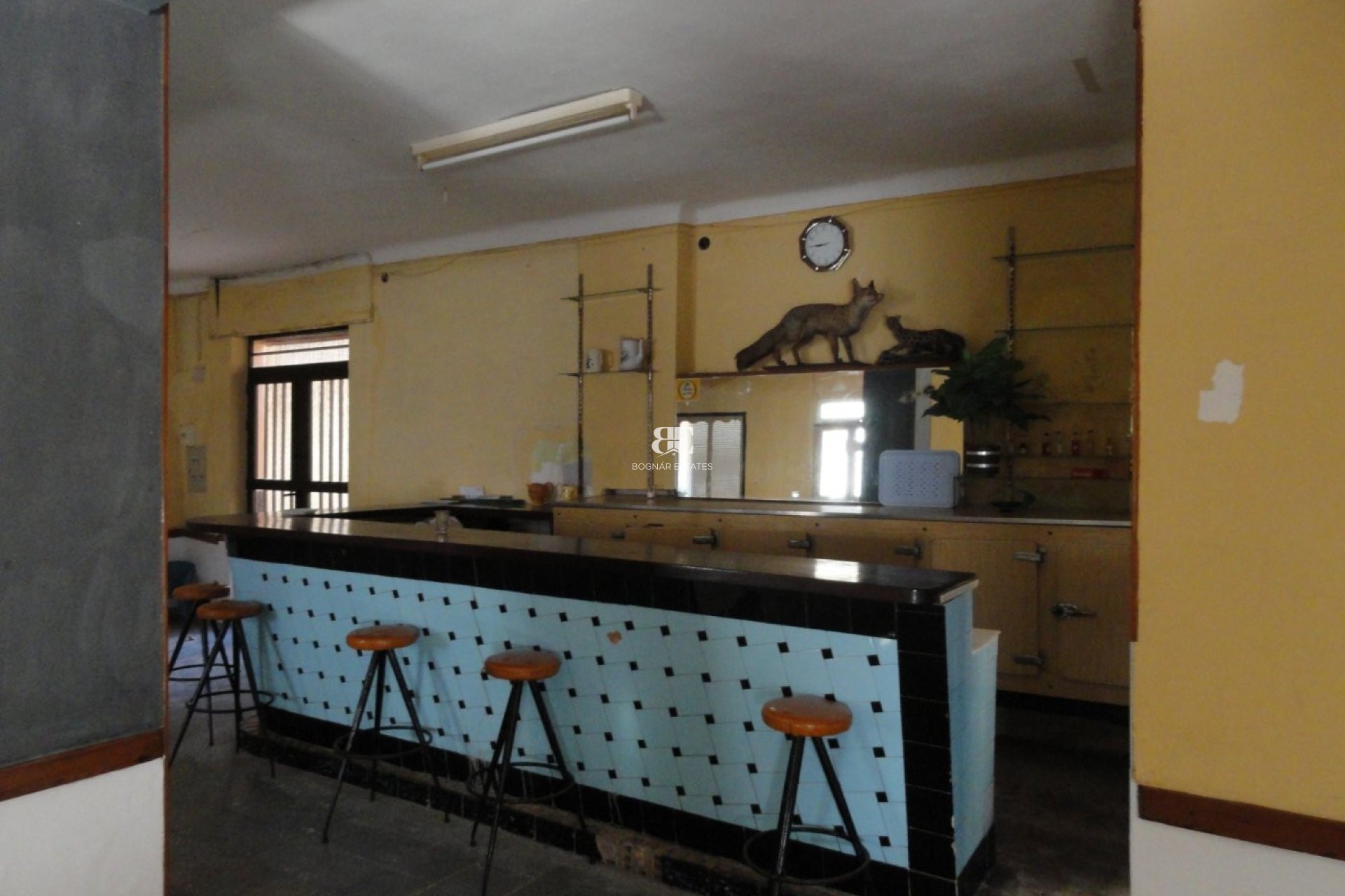 Resale - Townhouse -
Bolulla - Center