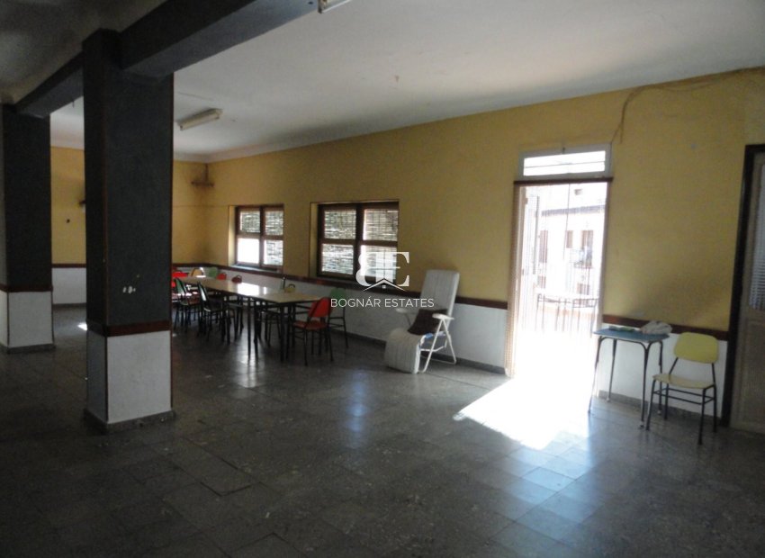 Resale - Townhouse -
Bolulla - Center