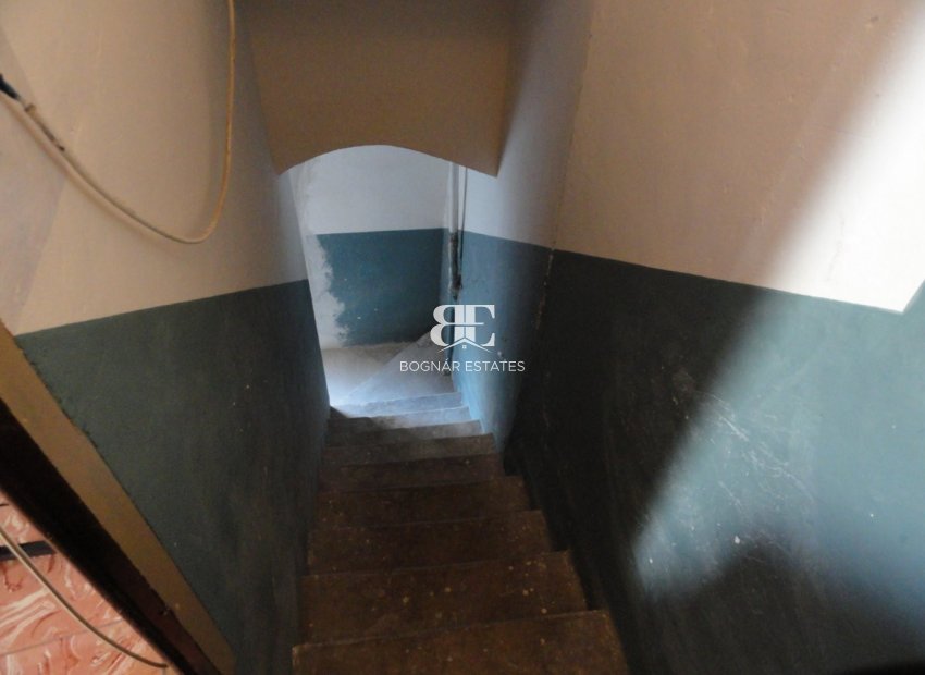 Resale - Townhouse -
Bolulla - Center