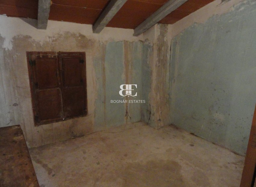 Resale - Townhouse -
Bolulla - Center