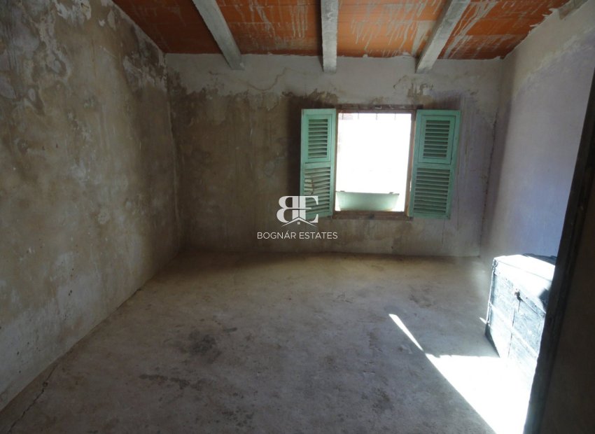 Resale - Townhouse -
Bolulla - Center