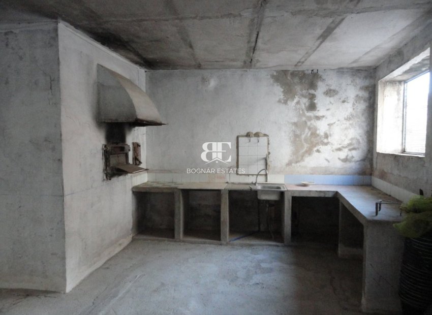 Resale - Townhouse -
Bolulla - Center
