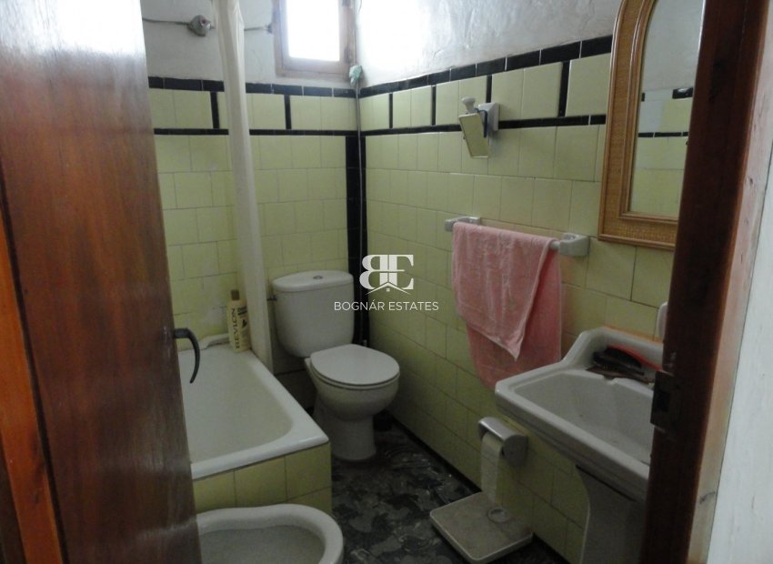 Resale - Townhouse -
Bolulla - Center