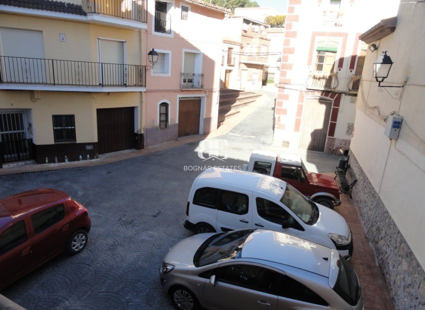 Resale - Townhouse -
Bolulla - Center
