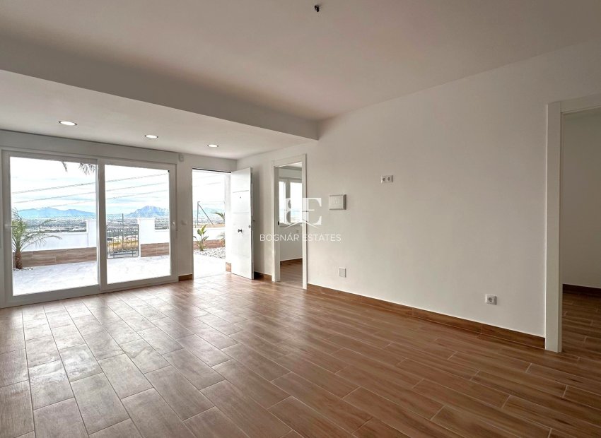 Resale - Townhouse -
Ciudad Quesada - Altos de Quesada