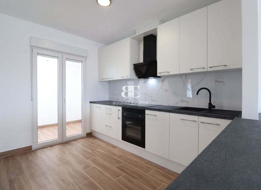 Resale - Townhouse -
Ciudad Quesada - Altos de Quesada