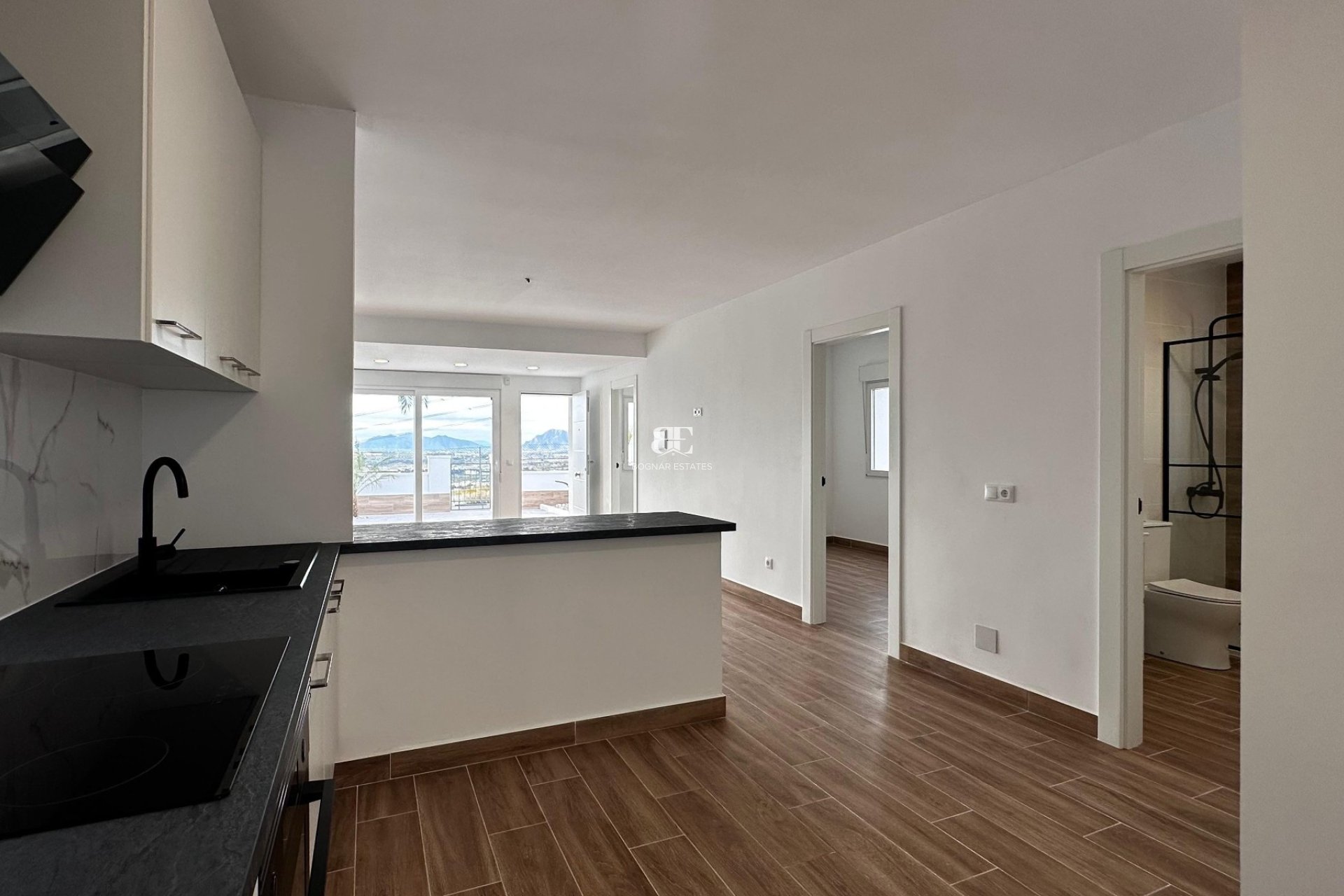 Resale - Townhouse -
Ciudad Quesada - Altos de Quesada