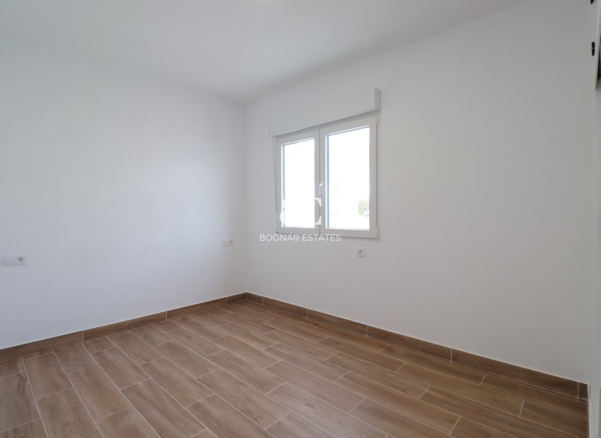 Resale - Townhouse -
Ciudad Quesada - Altos de Quesada