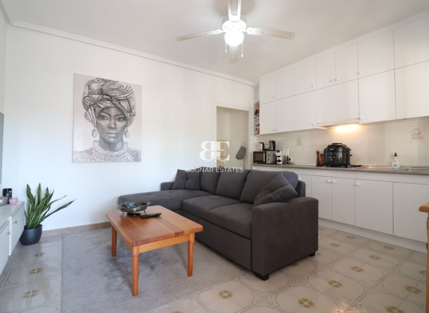 Resale - Townhouse -
Ciudad Quesada - Altos de Quesada