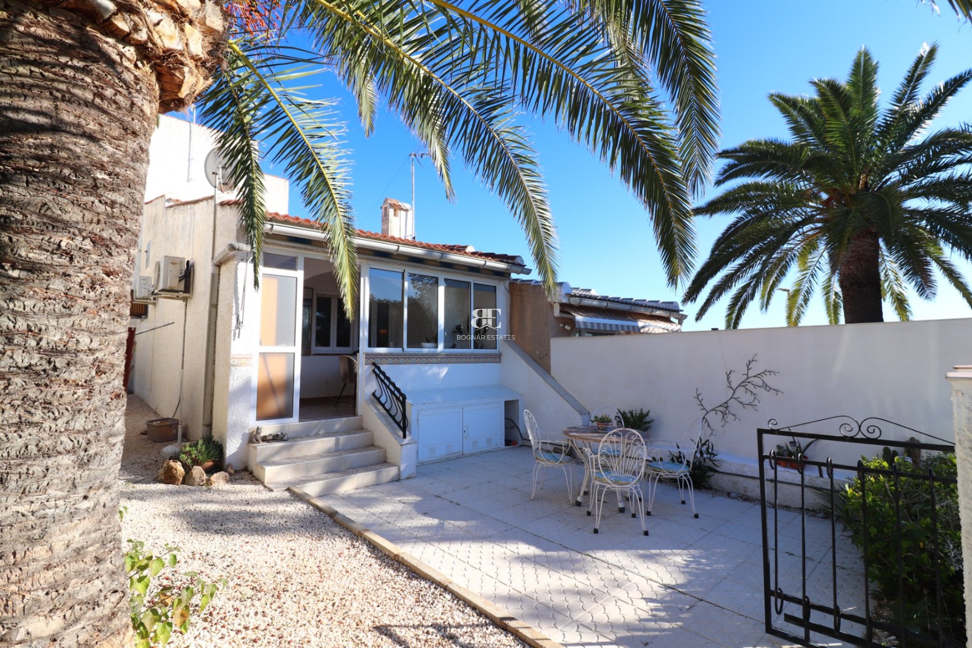 Resale - Townhouse -
Ciudad Quesada - Altos de Quesada