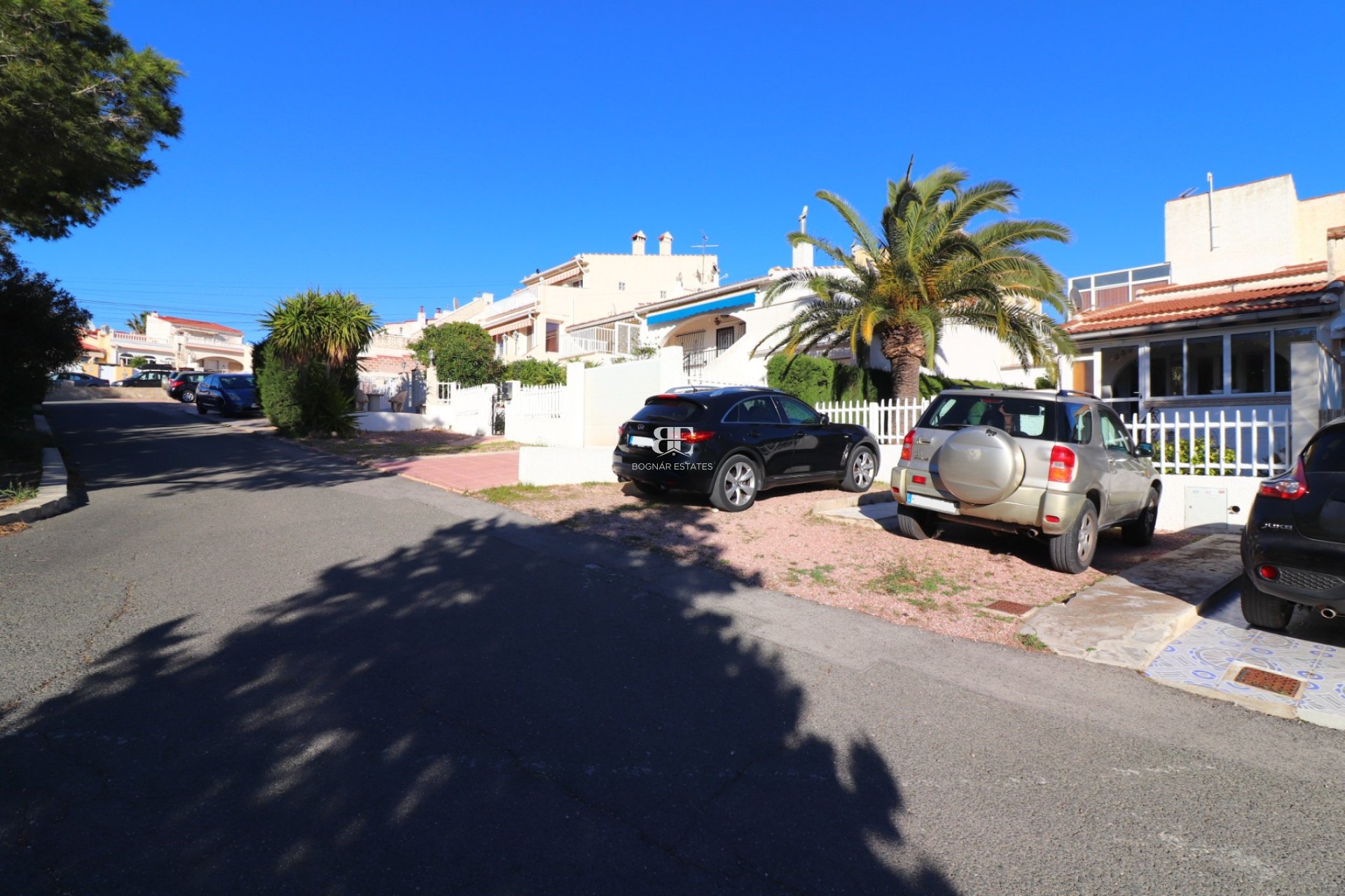 Resale - Townhouse -
Ciudad Quesada - Altos de Quesada