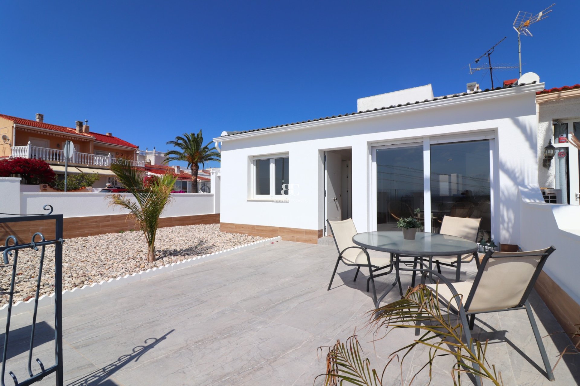 Resale - Townhouse -
Ciudad Quesada - Altos de Quesada