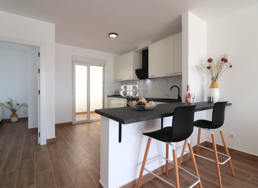 Resale - Townhouse -
Ciudad Quesada - Altos de Quesada