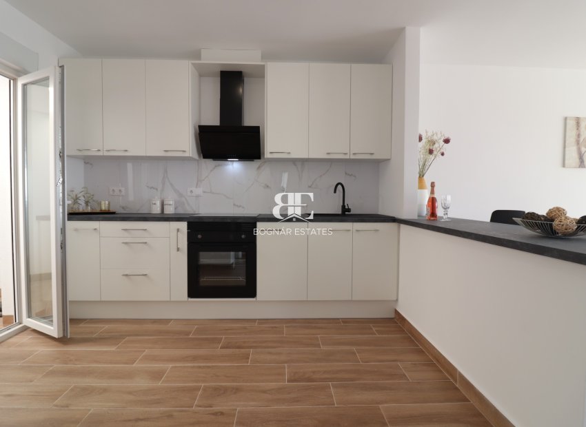 Resale - Townhouse -
Ciudad Quesada - Altos de Quesada