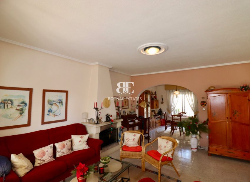 Resale - Townhouse -
Ciudad Quesada - Doña Pepa