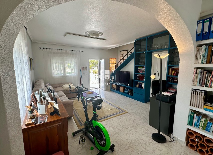 Resale - Townhouse -
Ciudad Quesada - Doña Pepa