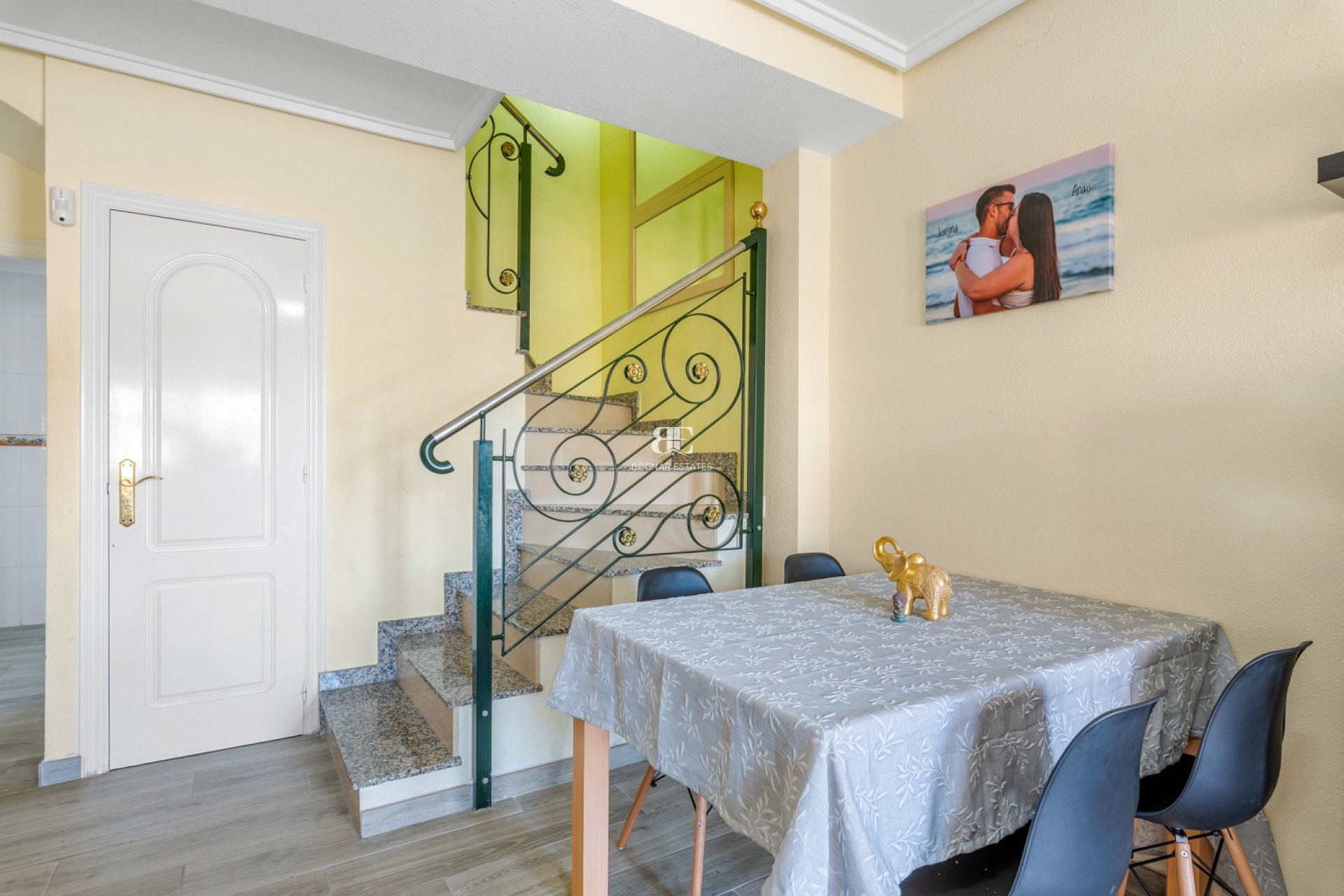 Resale - Townhouse -
Ciudad Quesada - Doña Pepa