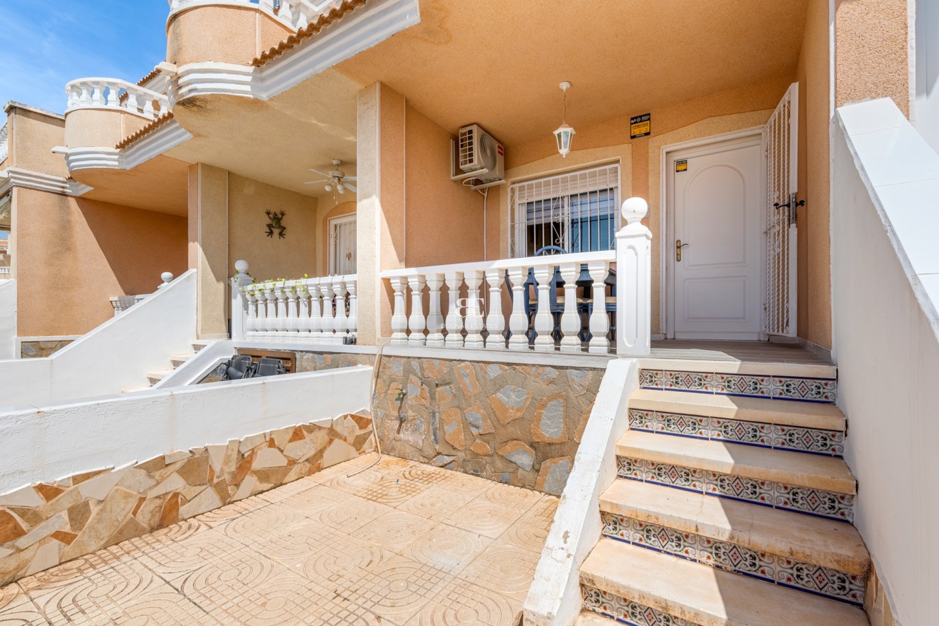 Resale - Townhouse -
Ciudad Quesada - Doña Pepa