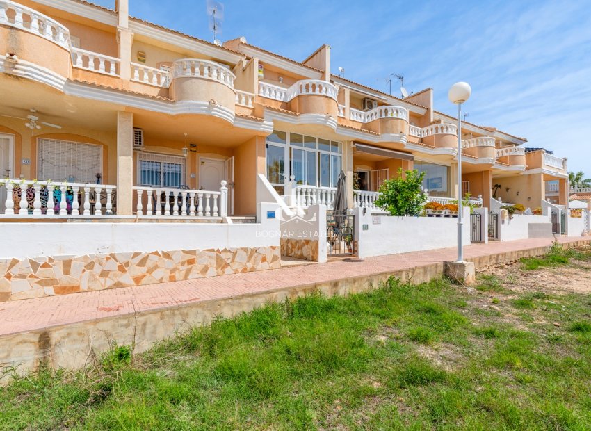 Resale - Townhouse -
Ciudad Quesada - Doña Pepa