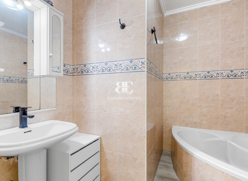 Resale - Townhouse -
Ciudad Quesada - Doña Pepa